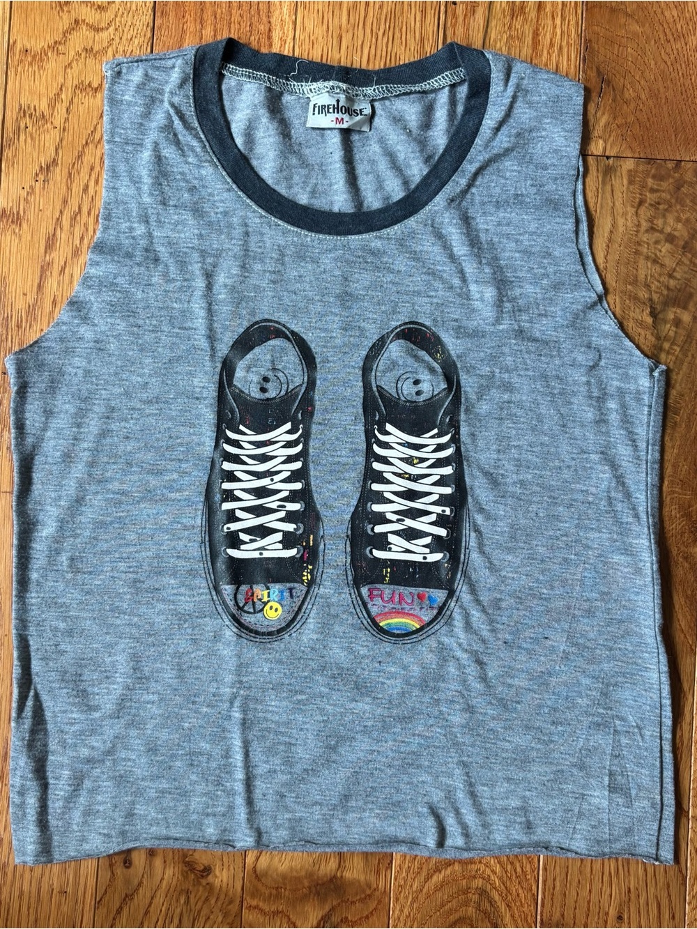 FIREHOUSE Youth Medium Grey Sneaker Graphic Tank Top